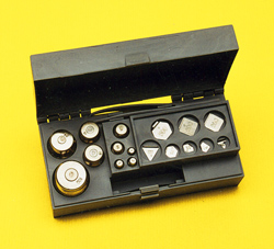 Гири класса точности М1 набор НГ (10 мг - 100 г)