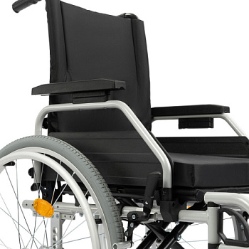 Кресло-коляска прогулочная Ortonica Base Lite 350 ЭС ЧЗ