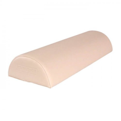 Полувалик с пенополиуритановым наполнителем в чехле из синтетич. ткани с пленочным покрытием